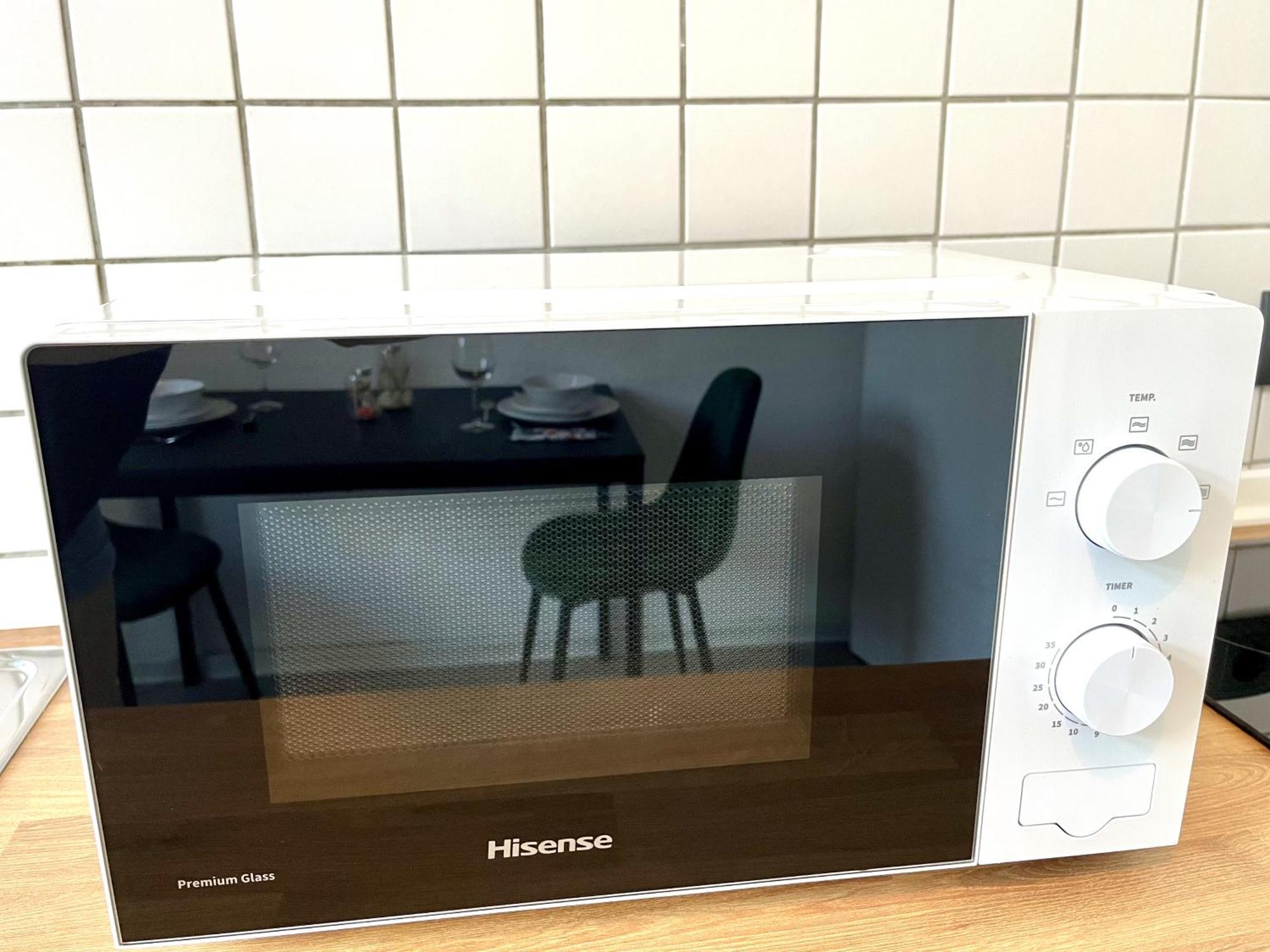 Endless: Studio Mit Netflix + Workstation Im Zentrum Schwerin  Exterior foto