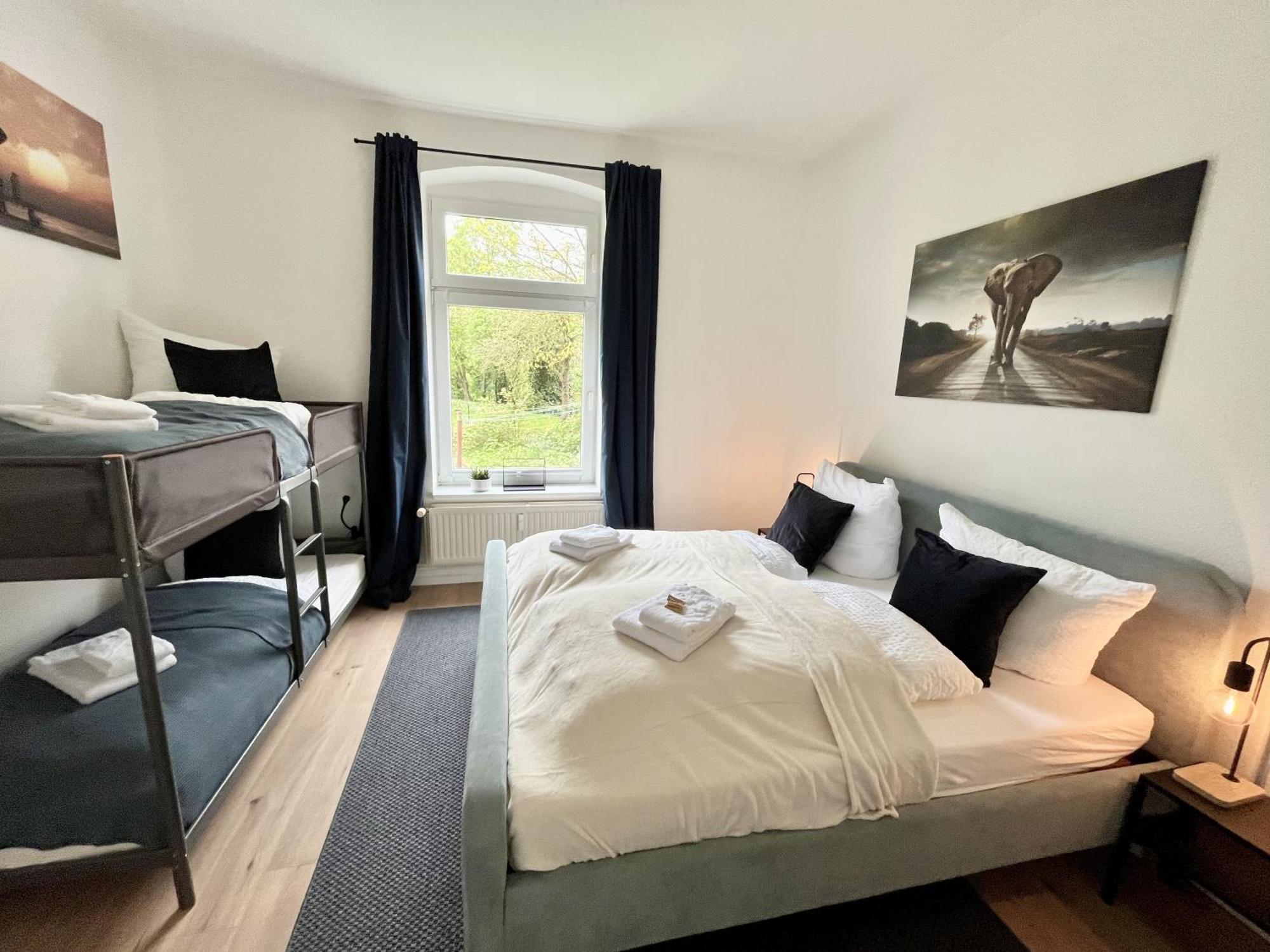 Endless: Studio Mit Netflix + Workstation Im Zentrum Schwerin  Exterior foto